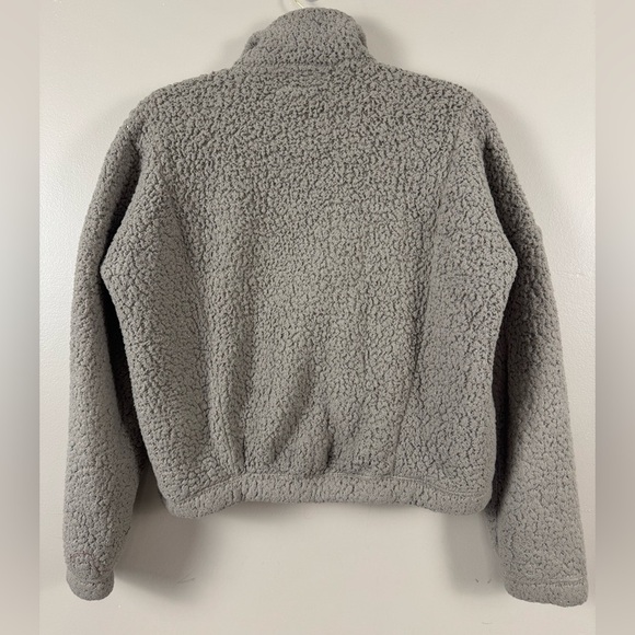 Abercrombie & Fitch soft A&F Sherpa gray collared 1/4 zip size large collared - Picture 9 of 9